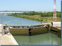 7930  St. Catharines - Welland Canals Centre at Lock 3 - Viewing Platform - WILF SEYMOUR tug and her barge ALOUETTE SPIRIT downbound