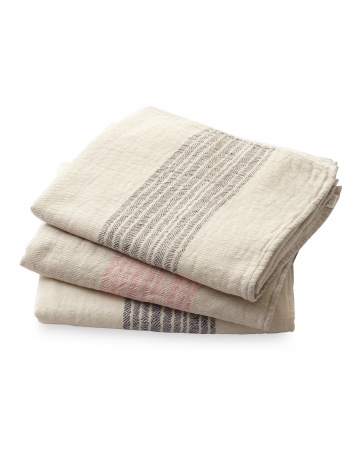 Woven on old-fashioned machines, these organic cotton Kontex Flax Line towels are as soft as cashmere but durable enough for every day.