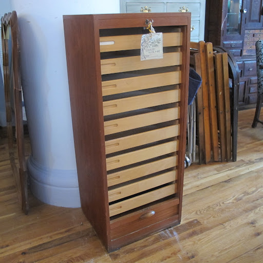 Her vision for this piece was to hold jewelry, which would make sorting through lots of pieces far more organized!