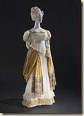 Anticomanie Empire Robe et châle, 1820 Gaze de coton brodé 