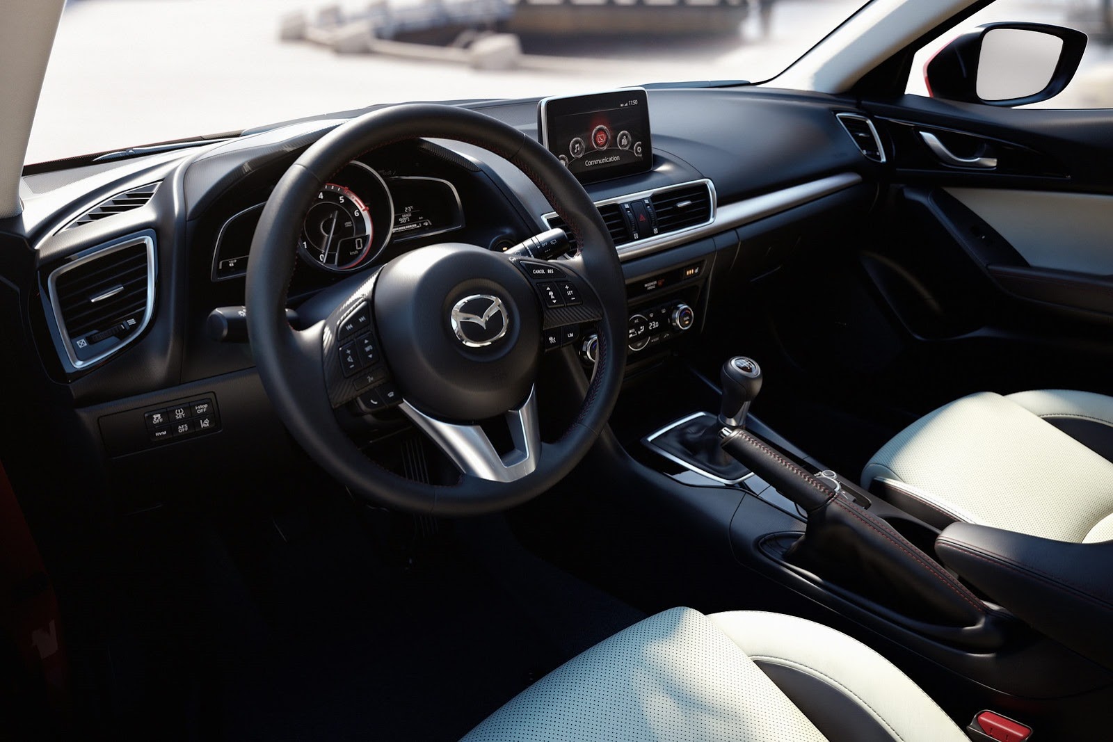 [2014-Mazda3-92.jpg]