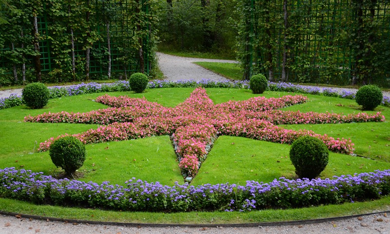 Linderhof26