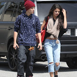 Justin and Selena hit up Panera for Lunch