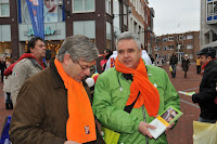 2010 02 13 Publieksactie centrum met Charlie Aptroot 029.jpg 2010 02 13 Publieksactie centrum met Charlie Aptroot 029.jpg