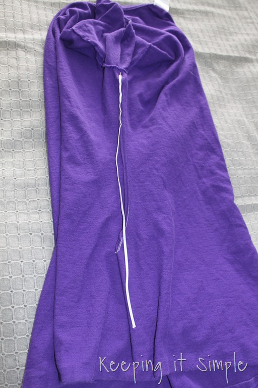 [gathered%2520sides%2520t-shirt%2520refashion%2520%25285%2529%255B8%255D.jpg]