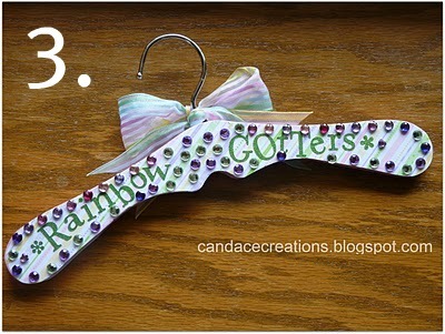 [custom-personalized-hanger4.jpg]