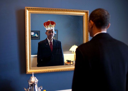 [obama-king1%255B9%255D.jpg]