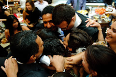 Fotos do evento Carina e Armando. Foto numero 37 de Rogerio von Kruger, fotografo no Rio de Janeiro (RJ), que faz fotos de casamento, fotos de musica, fotos de shows e fotos de eventos. Rogerio von Kruger faz fotos digitais de casamento no Rio de Janeiro, RJ. fotos de casamento foto digital rio janeiro rj festa noiva noivas festas album casamentos digitais retrato fotografia penteado retratos