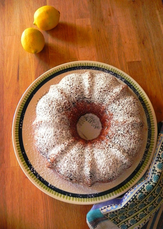 [vegan-blueberry-lemon-bundt-cake-1%255B4%255D.jpg]