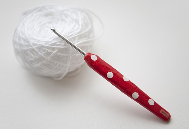 [Red-spotty-crochet-hook2%255B4%255D.jpg]