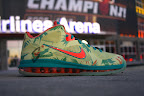 Nike LeBron 9 Low LeBronold Palmer Alternate Inverted Sample nike lebron 9 low pe lebronold palmer 4 02 Nike LeBron 9 Low LeBronold Palmer Alternate Inverted Sample