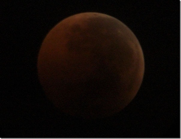 Eclisse di Luna 15 giugno 2011 totalità