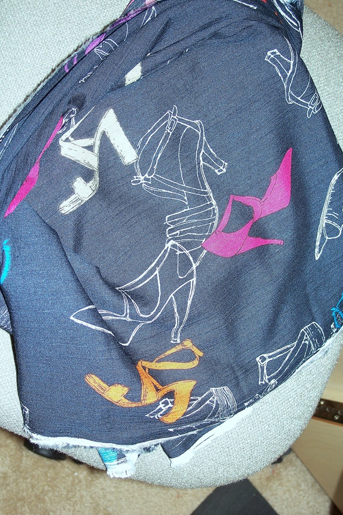 [100%2525%2520Rayon-Betsey%2520Johnson-blue%2520with%2520shoes-Wacheters2011%255B7%255D.jpg]