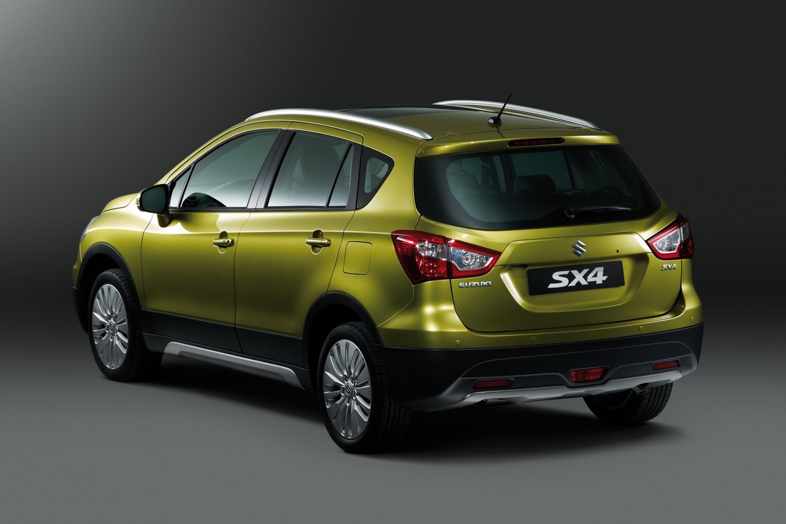 2014-Suzuki-SX4-11%5B2%5D.jpg