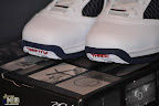 nike air max lebron 7 gr white navy 7 02 Nike Air Max LeBron VII (7)   White/Navy/Gold Sample Actual Photos