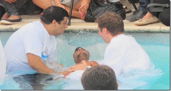 batismo leo moura