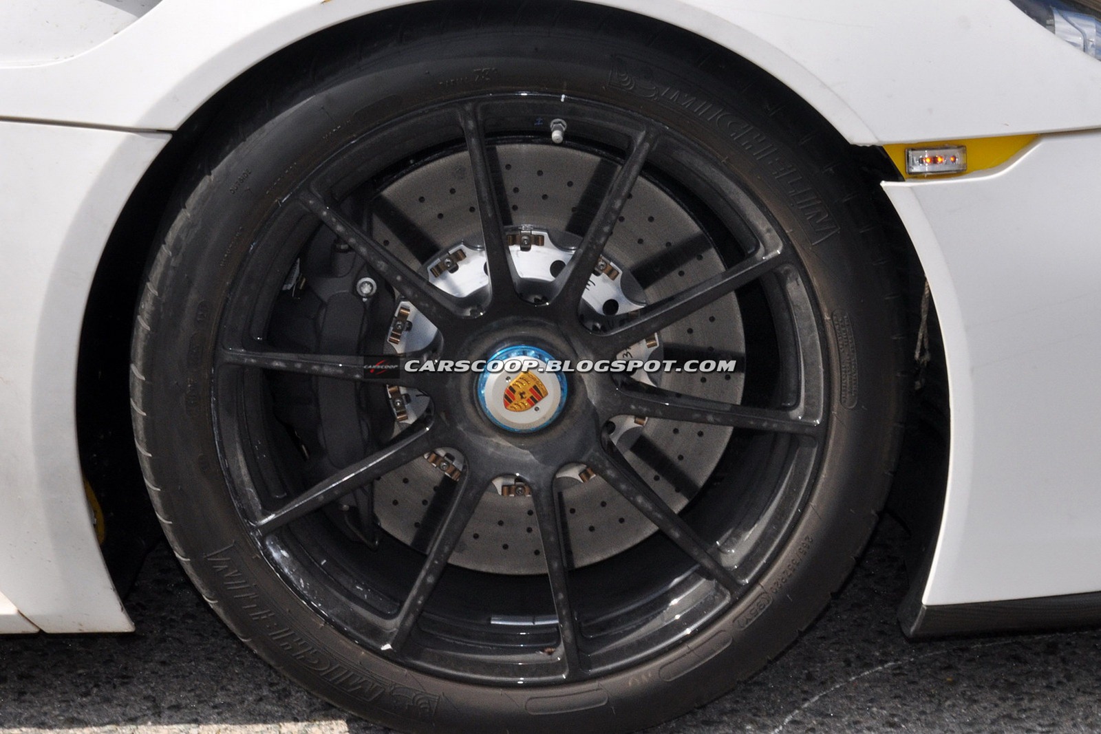 [2014-Porsche-918-Hybrid-Spyder-07%255B3%255D.jpg]