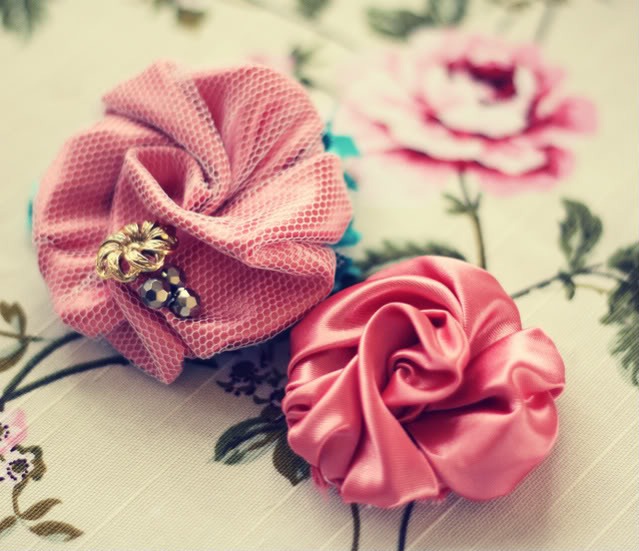 [fabric-flower-roseypirouette-1%255B7%255D.jpg]