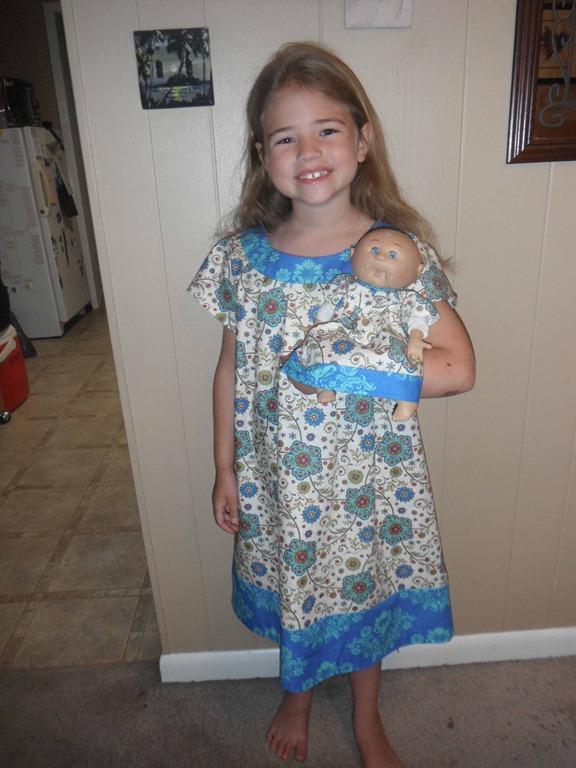 [dress1%255B4%255D.jpg]