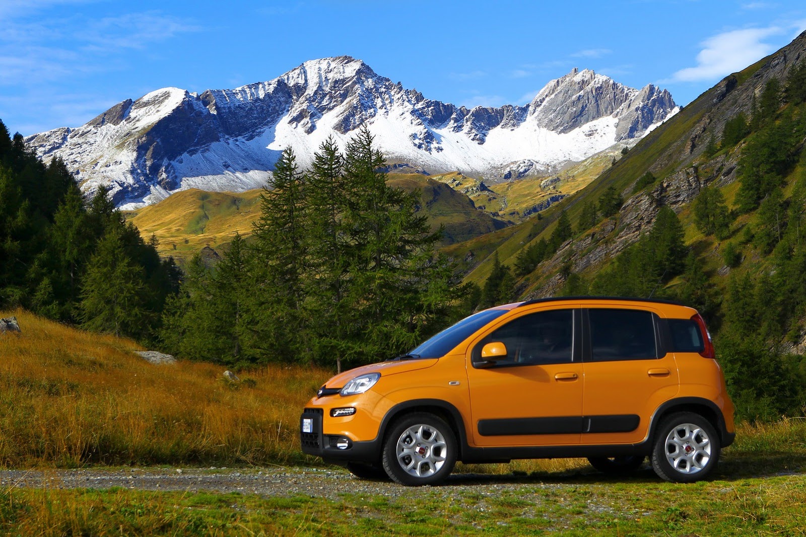 [2013-Fiat-Panda-Trekking-3%255B2%255D.jpg]