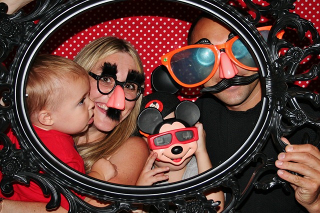 [PoeFam%2520Photobooth%2520001%255B5%255D.jpg]