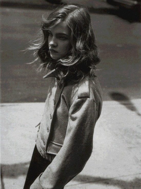elle-france-special-mode-2004-natalia-vodianova-Mademoiselle-aime-les-classiques