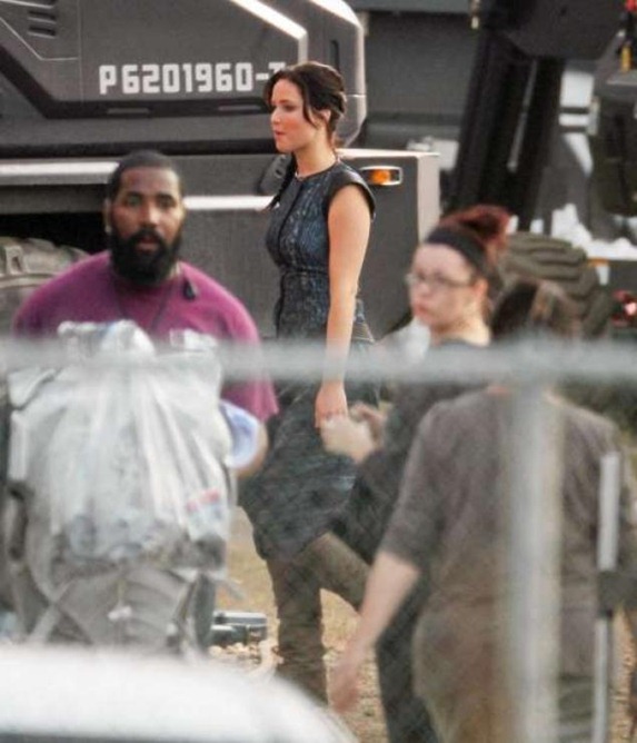 Jennifer Lawrence Az éhezők viadala Futótűz forgatásáról jelentkezik 01