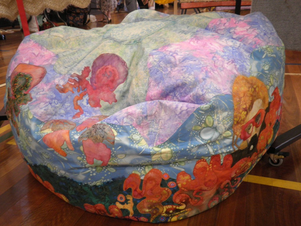 [19.9-Bean-Bag-by-FM3.jpg]