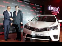 Toyota-Corolla-2014-2 Toyota-Corolla-2014-2