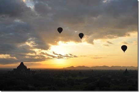 Burma Myanmar Bagan Sunrise 131130_0004