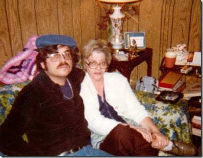 Sam and Mom,1978,09=04=14a Sam and Mom,1978,09=04=14a