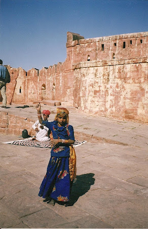 Jodphur: Rajastan Dancer