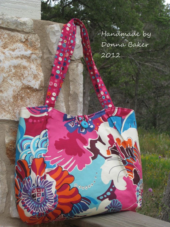 [pleated%2520tote%2520June%25202012%255B4%255D.jpg]