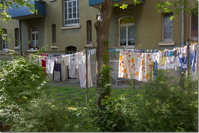Wäsche auf der Wäscheleine in Stuttgart Nord