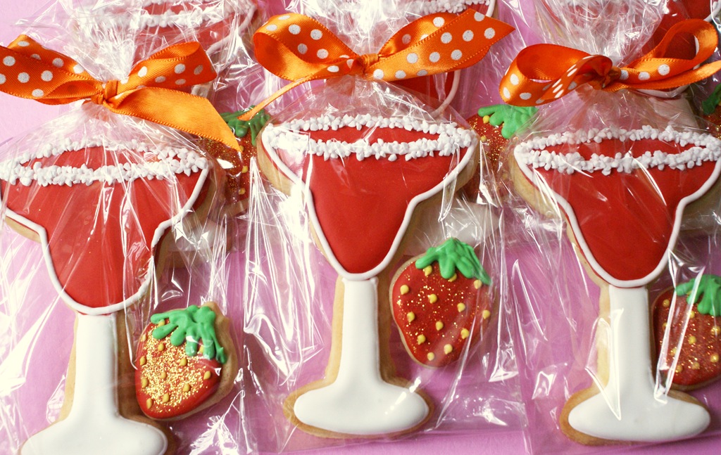 [277-Strawberry%2520Margarita%2520Cookies%2520Group%2520copy%255B5%255D.jpg]