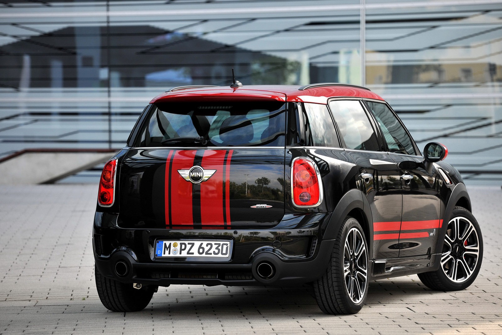 [2013-Mini-Countryman-JCW-42%255B2%255D.jpg]