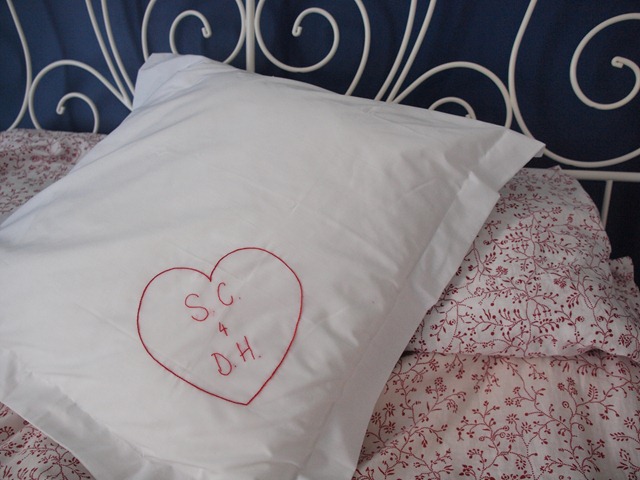 [love%2520stitching%255B3%255D.jpg]