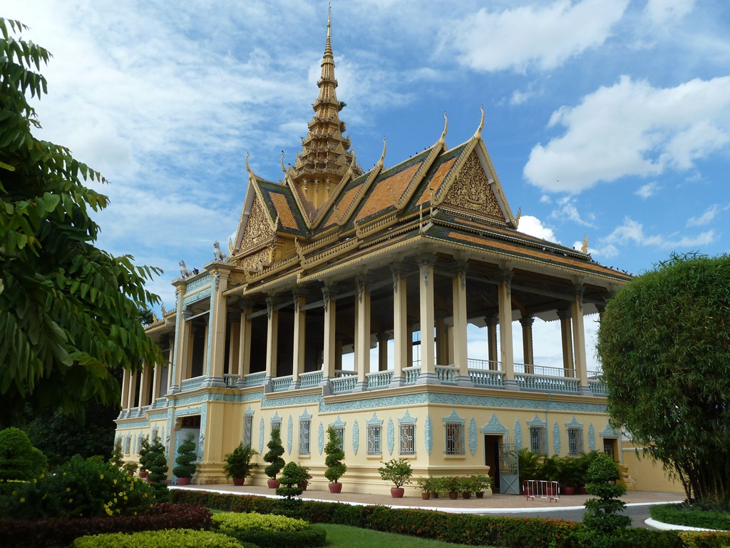 [Cambodia-Phnom-Penh-Royal-Palace-29-%255B27%255D.jpg]