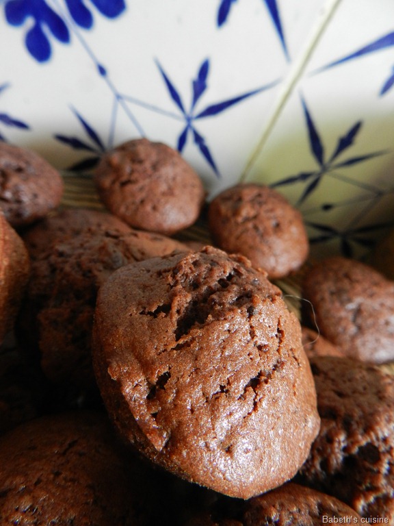 [muffins%2520chocolat%2520noir2%255B7%255D.jpg]