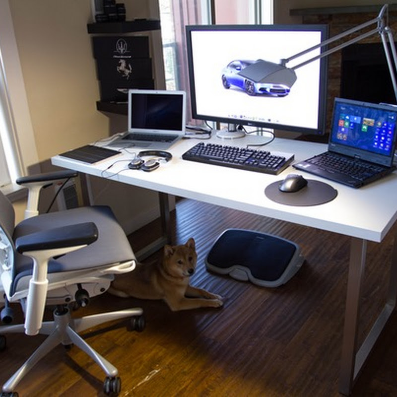 Twanis Simple Clean White Computer Desk And Chair