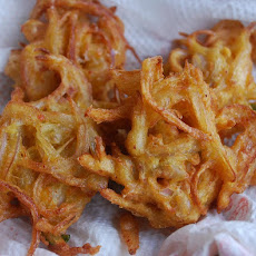 Onion pakoda (A spicy Indian snack of which the main ingredient is onions)