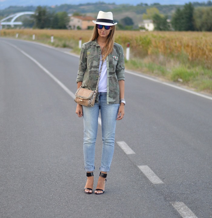 Camouflage, camouflage zara, camouflage shirt, panizza, panizz hat, hat, panama hat, dolce & gabbana bag, zara sandals, zara shoes, fashion blogger, italian fashion blogger, fashion blogger italiane, fashion blogger firenze, outfit, inspiration, look con cappelli, look militari, inspirazione fashion blogger