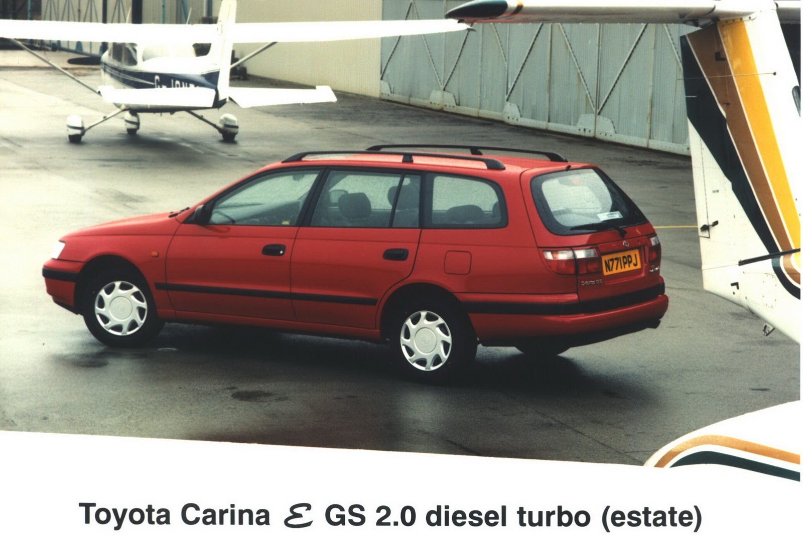 [Toyota-Carina-E-3%255B2%255D.jpg]