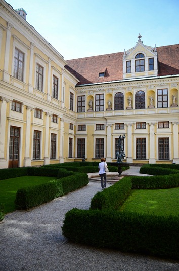 [Munich42%2520palace%255B8%255D.jpg]