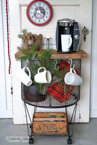 vintage-cart-to-instant-hot-chocolate-station-for-christmas-christmas-decorations-repurposing-upcycling-seasonal-holiday-decor