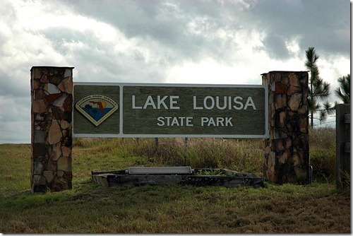 Lake-Louisa-Sign