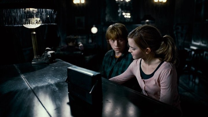 [Ron-and-Hermione-harry-potter-and-th%255B1%255D.jpg]