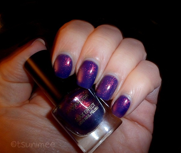 009-max-factor-max-effects-mini-nail-polish-fantasy-fire