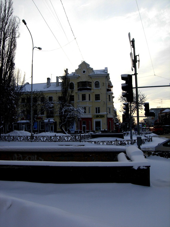 [DSCN43272.jpg]