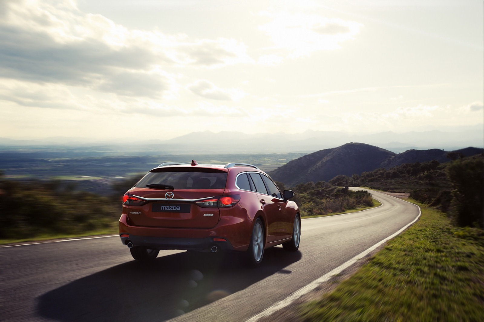 2014-Mazda6-23[2].jpg